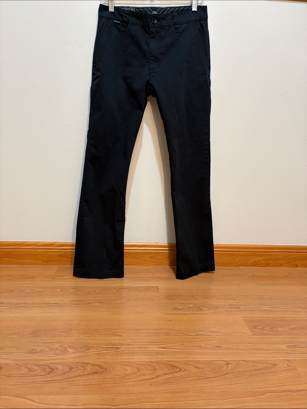 Quiksilver Men's Black Straight Chino Pants